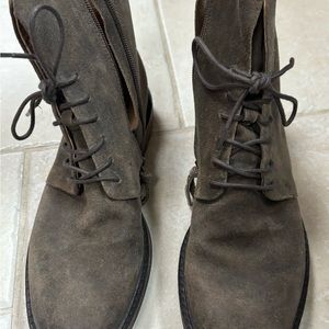 Soft Lilia women’s leather combat boots grey/brown color size 10